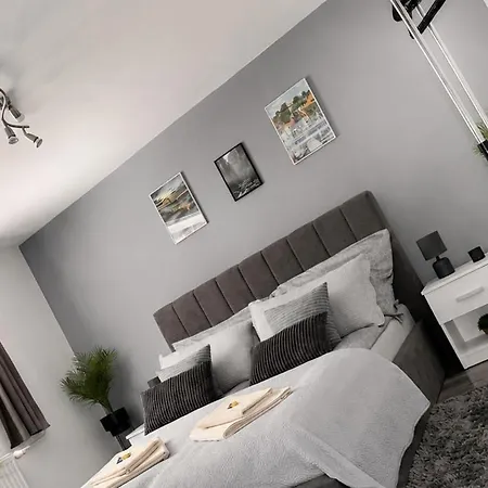 Alkony Apartment Eger